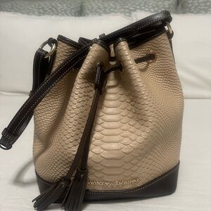 Limited Edition Dooney and Bourke drawstring bucket bag in Alligator